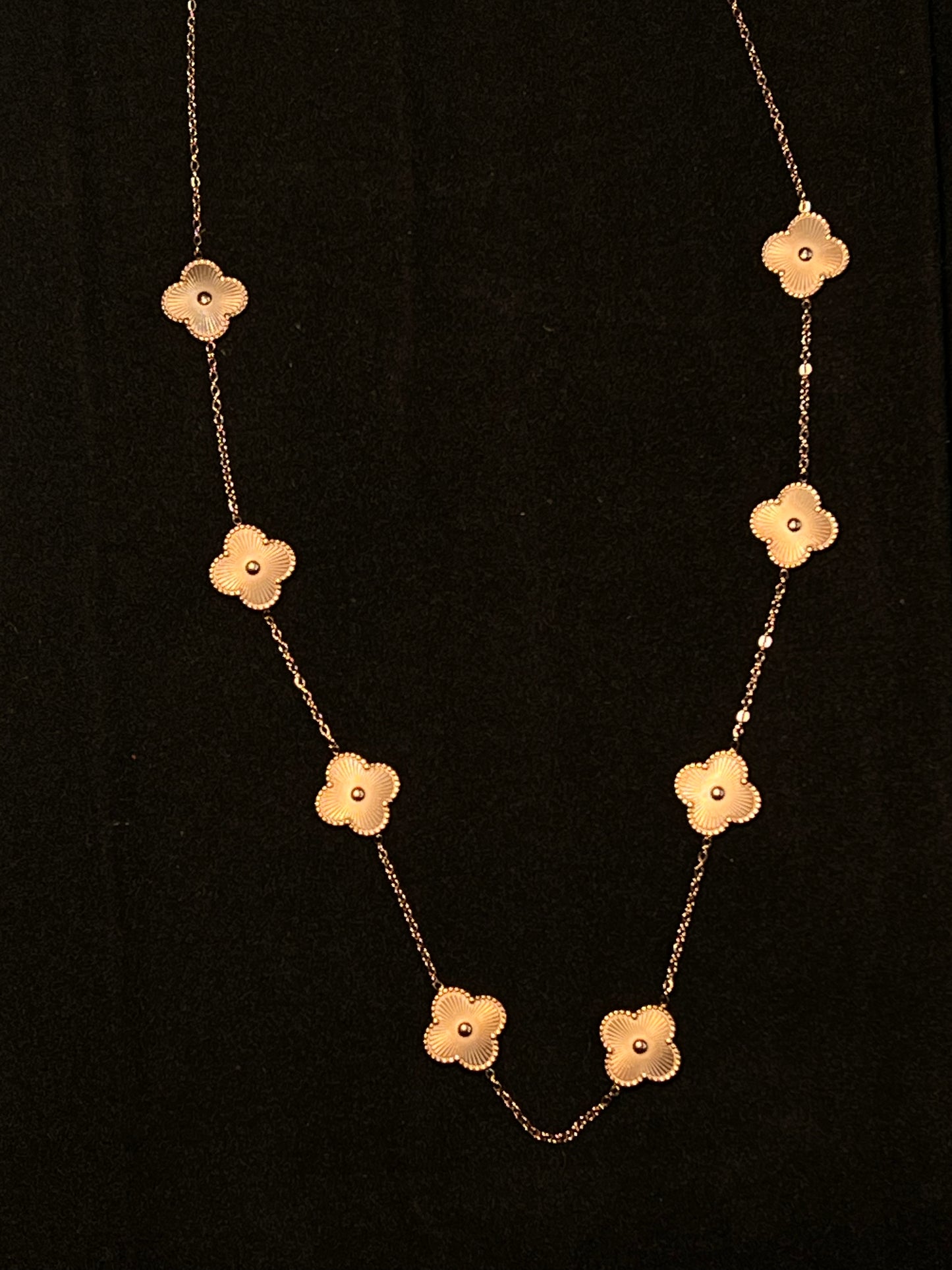 Clover Leaf Golden Necklace