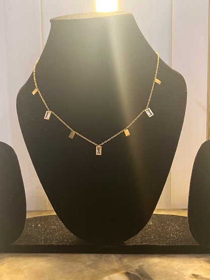 Emma Stone Cirque Necklace