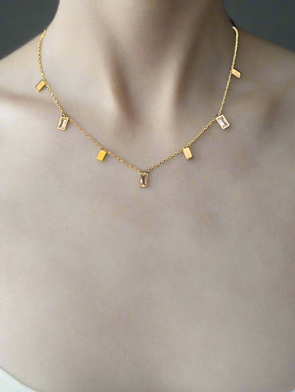 Emma Stone Cirque Necklace