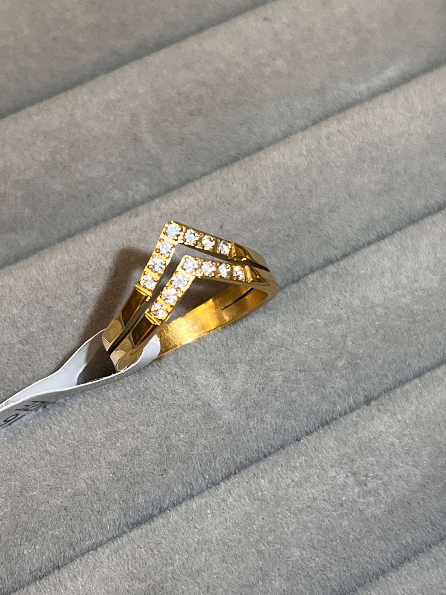 Luxe Radiance Ring