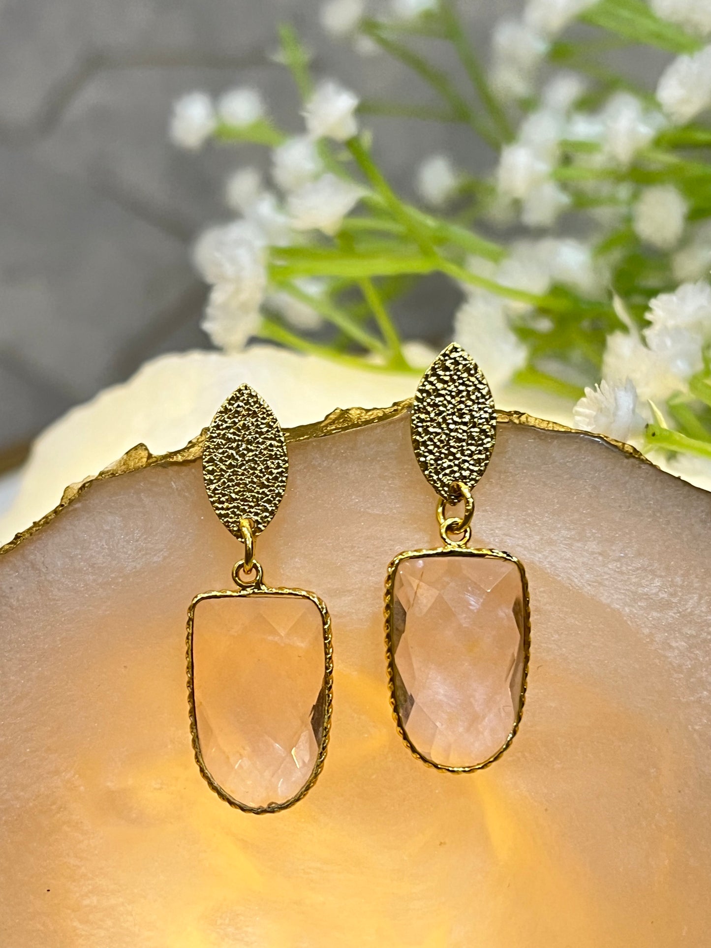 Minimal Majestic Earrings