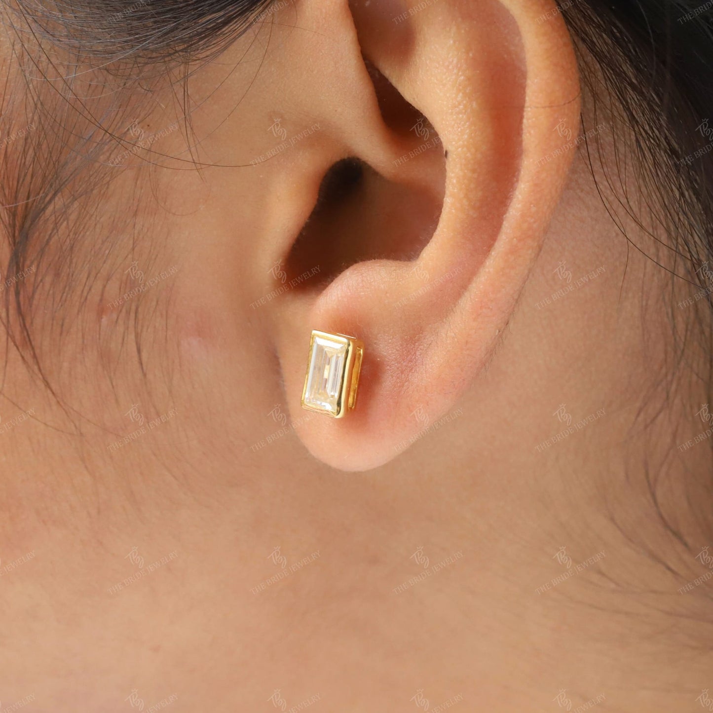 Christiana Stud Earrings