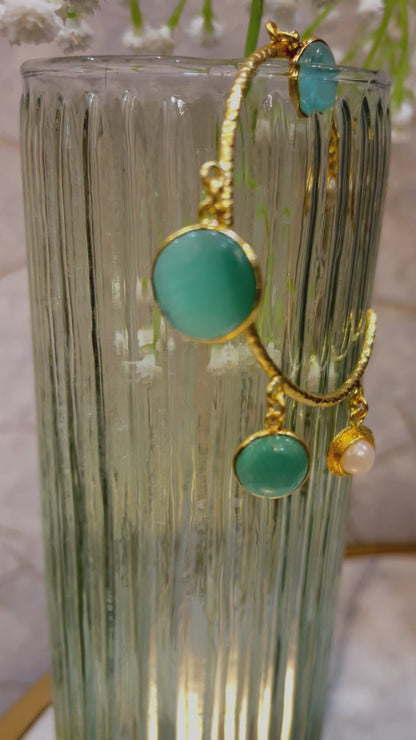 Regal Bracelet With Aqua Stone
